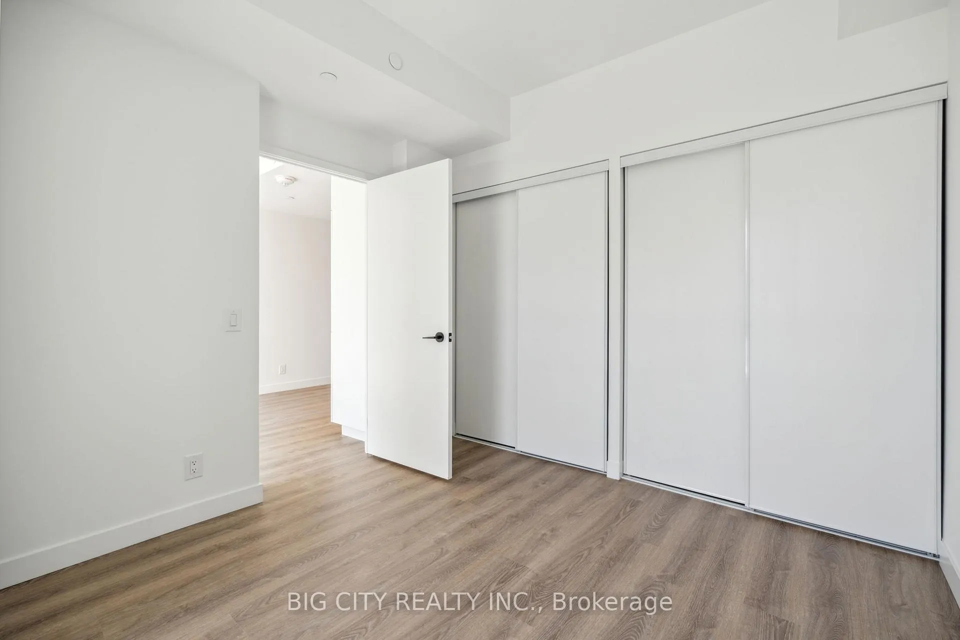 Photo 12 of Unit 324, 1050 Eastern Avenue, Toronto, The Beaches — HOMEH