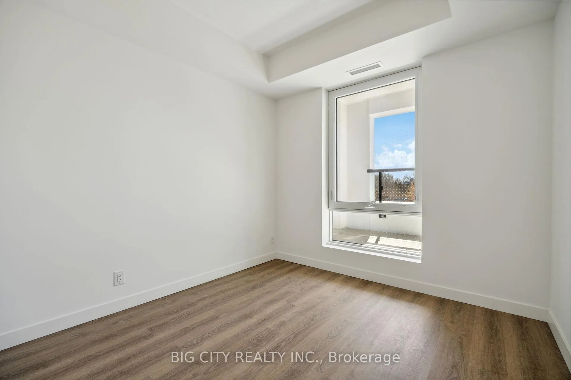 Photo 15 of Unit 324, 1050 Eastern Avenue, Toronto, The Beaches — HOMEH