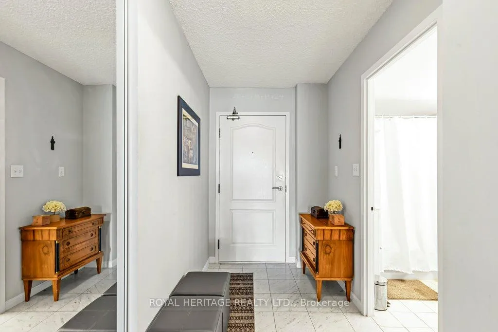 Photo 2 of Unit 607, 712 Rossland Road E, Whitby, Pringle Creek — HOMEH