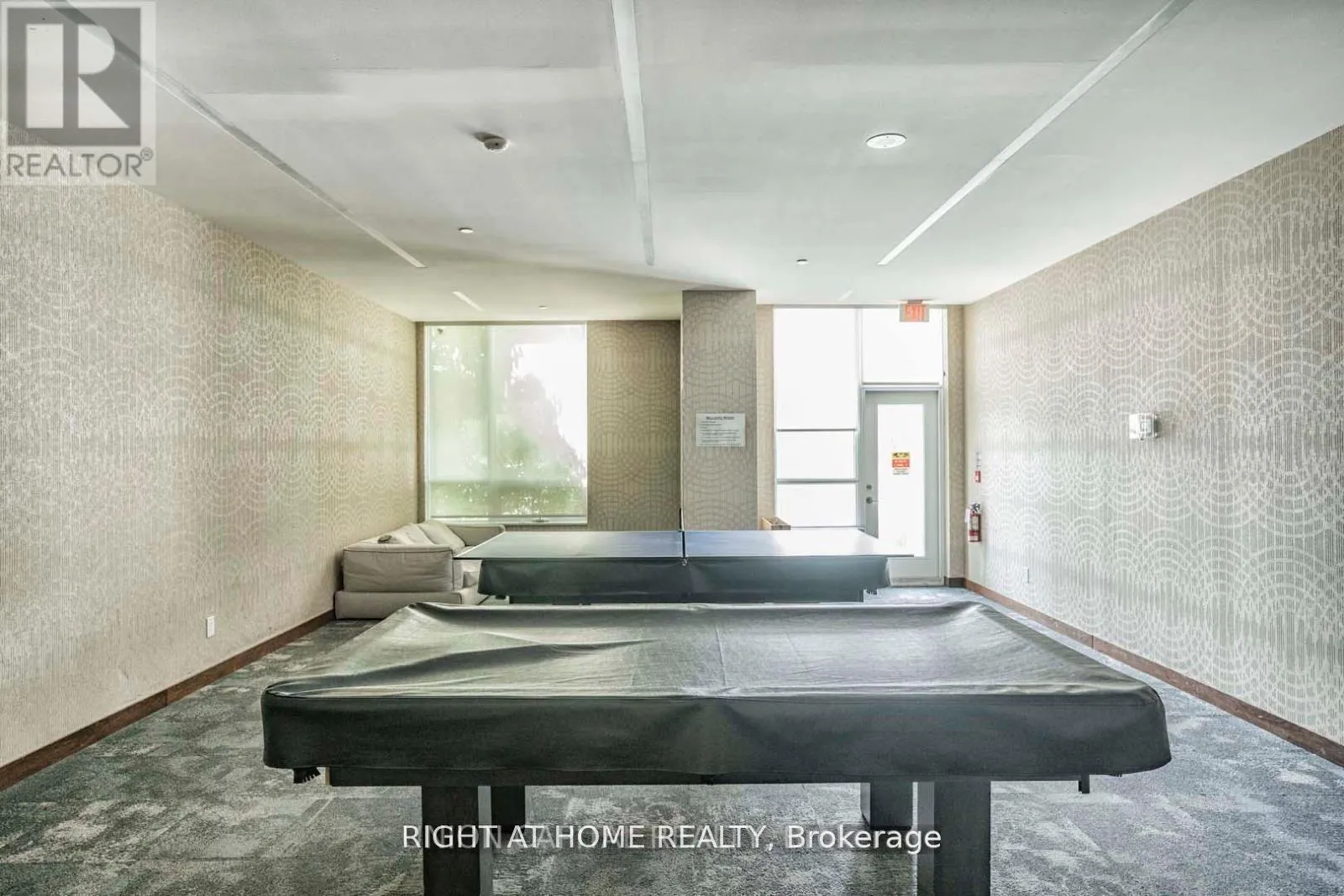 Photo 9 of Unit 202A, 8200 Birchmount Road, Markham, Unionville — HOMEH
