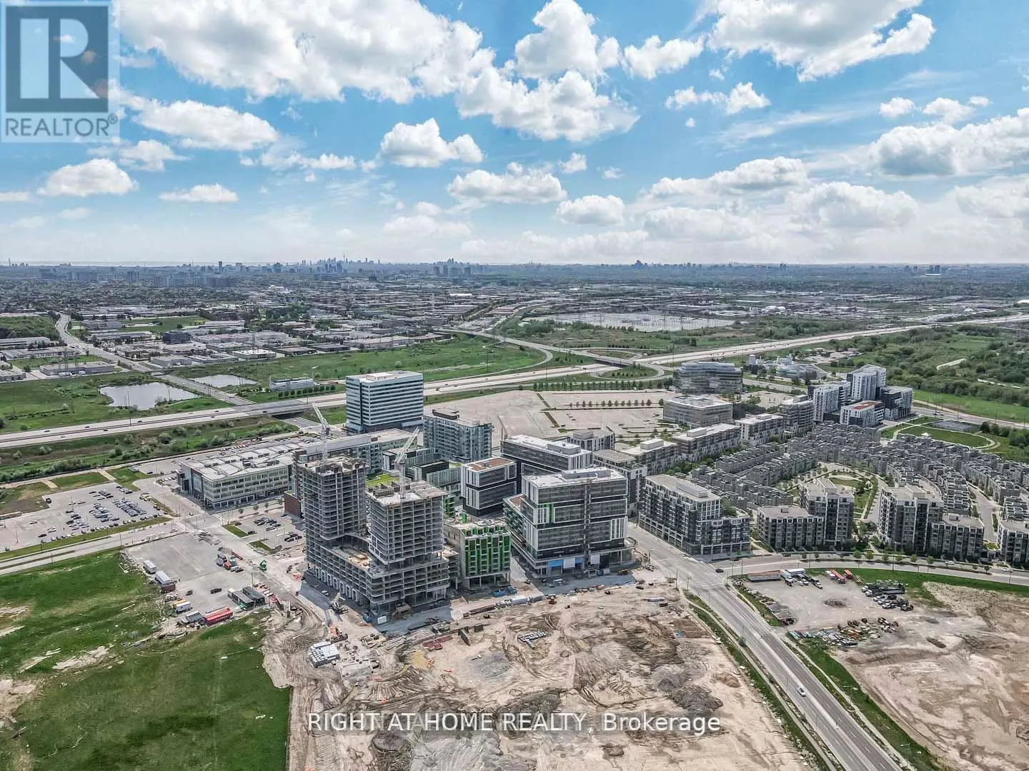 Photo 21 of Unit 202A, 8200 Birchmount Road, Markham, Unionville — HOMEH