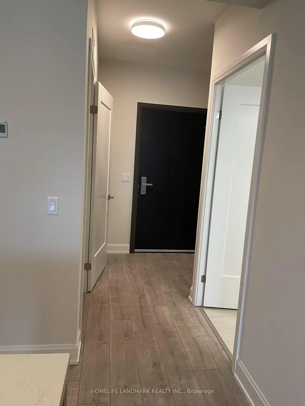 Photo 1 of Unit 706, 8 water walk Drive S, Markham, Unionville — HOMEH