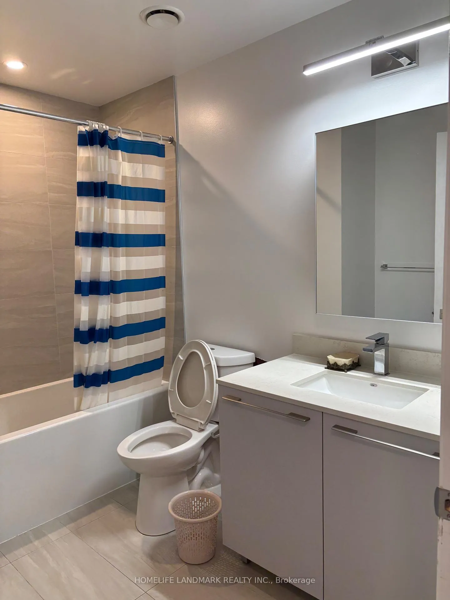 Photo 11 of Unit 706, 8 water walk Drive S, Markham, Unionville — HOMEH