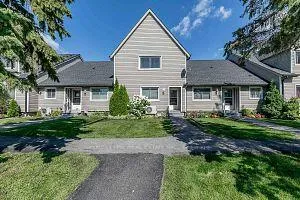 Front of Unit 11, 51 Laguna Parkway