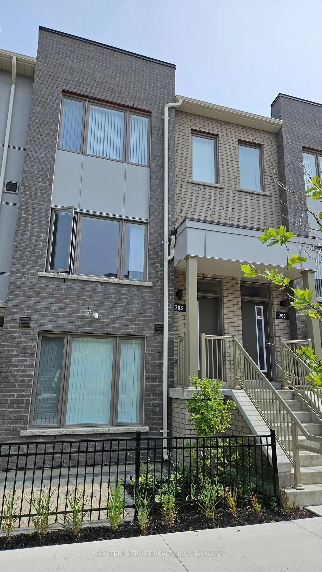 Photo 2 of Unit 205, 1525 Kingston Road, Pickering, Town Centre — HOMEH