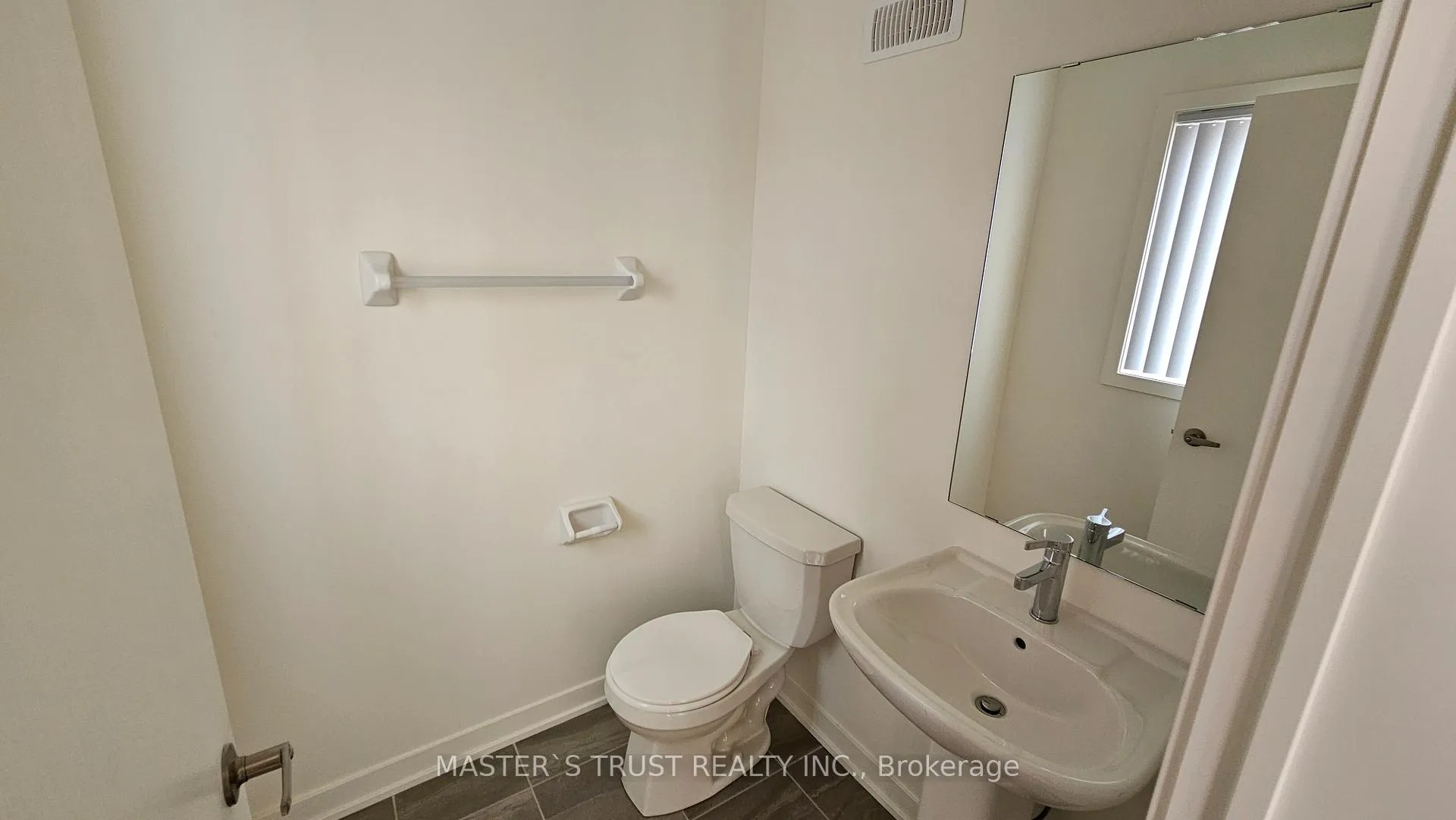 Photo 11 of Unit 205, 1525 Kingston Road, Pickering, Town Centre — HOMEH