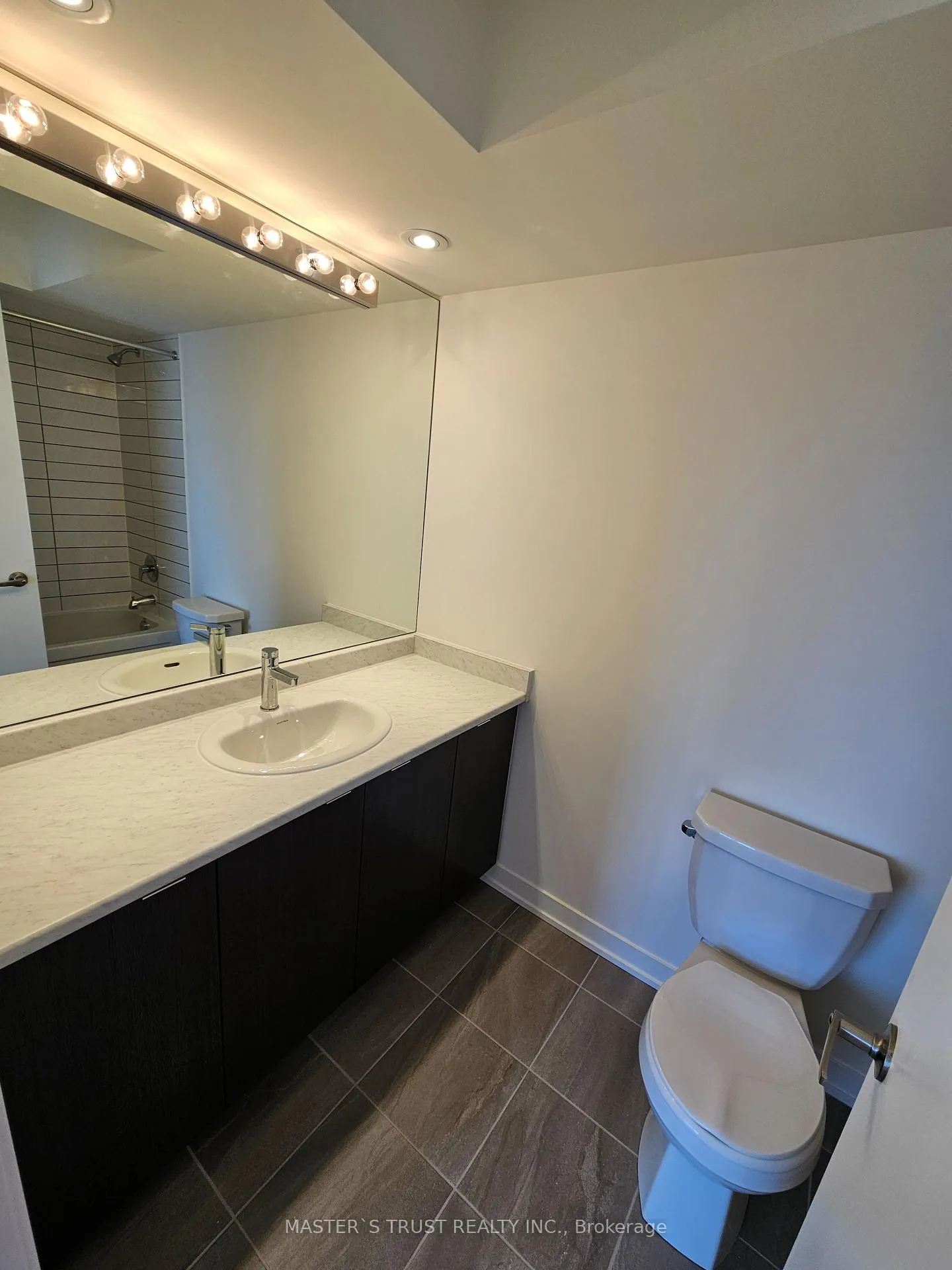 Photo 19 of Unit 205, 1525 Kingston Road, Pickering, Town Centre — HOMEH