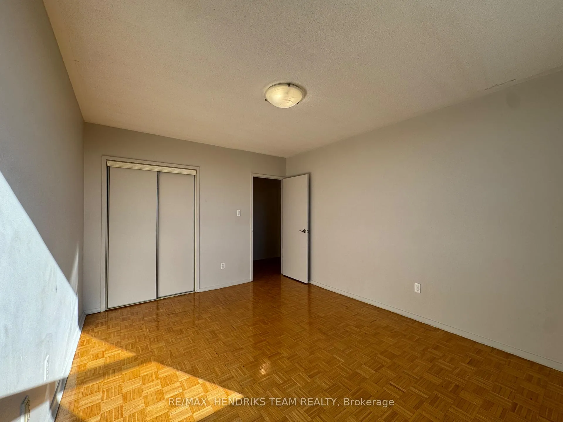 Photo 16 of Unit 601, 49 Leaside Drive, St. Catharines, Carlton/Bunting — HOMEH
