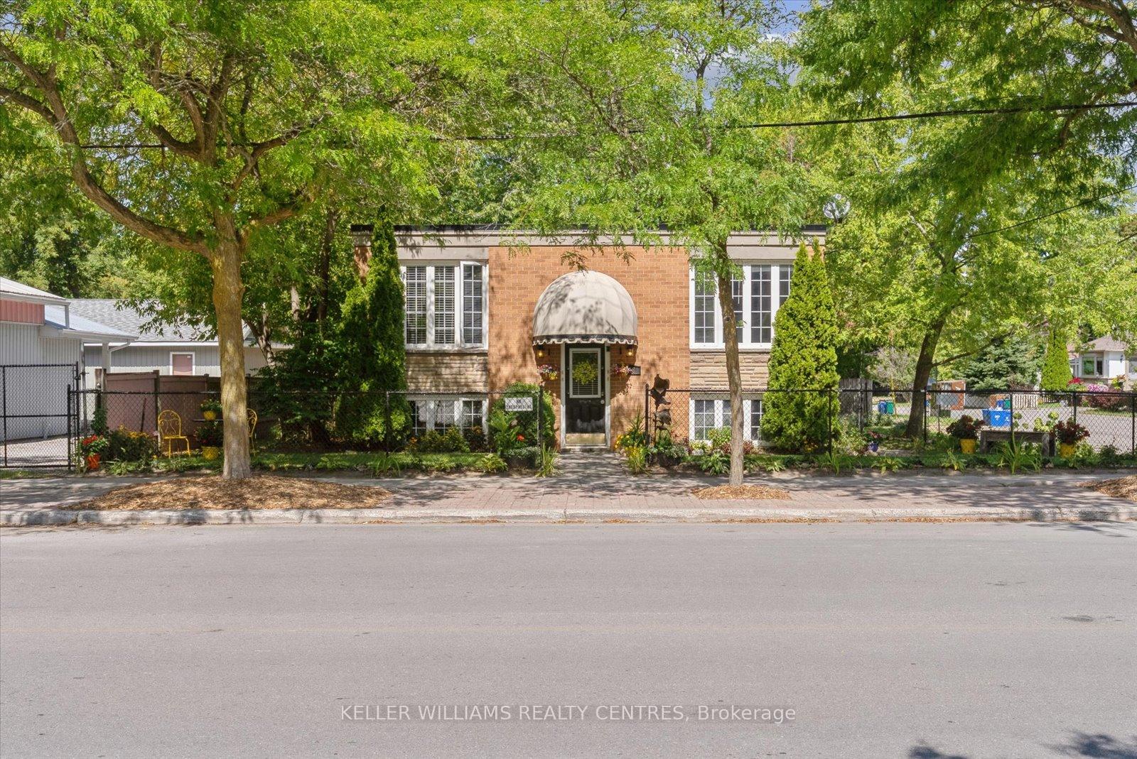 Photo 1 of Unit 104, 948 Lake Drive E, Georgina, Sutton & Jackson's Point — HOMEH