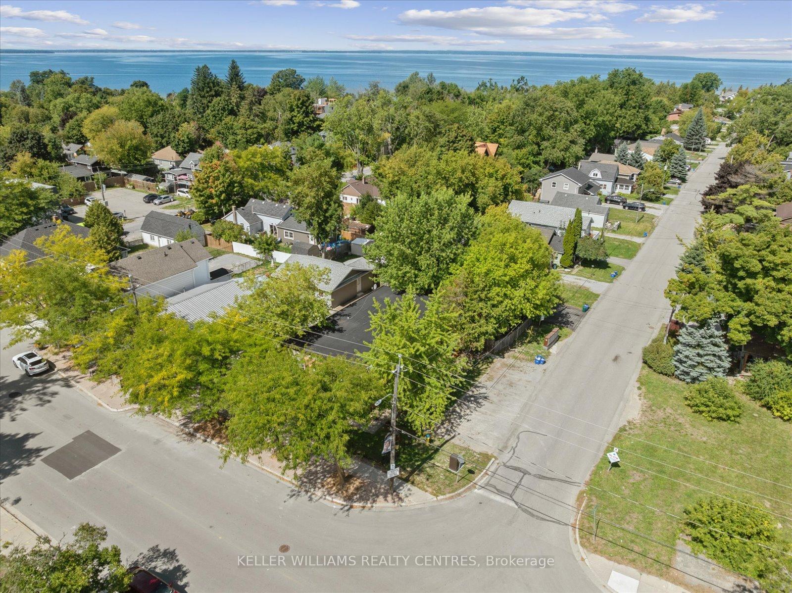Photo 38 of Unit 104, 948 Lake Drive E, Georgina, Sutton & Jackson's Point — HOMEH