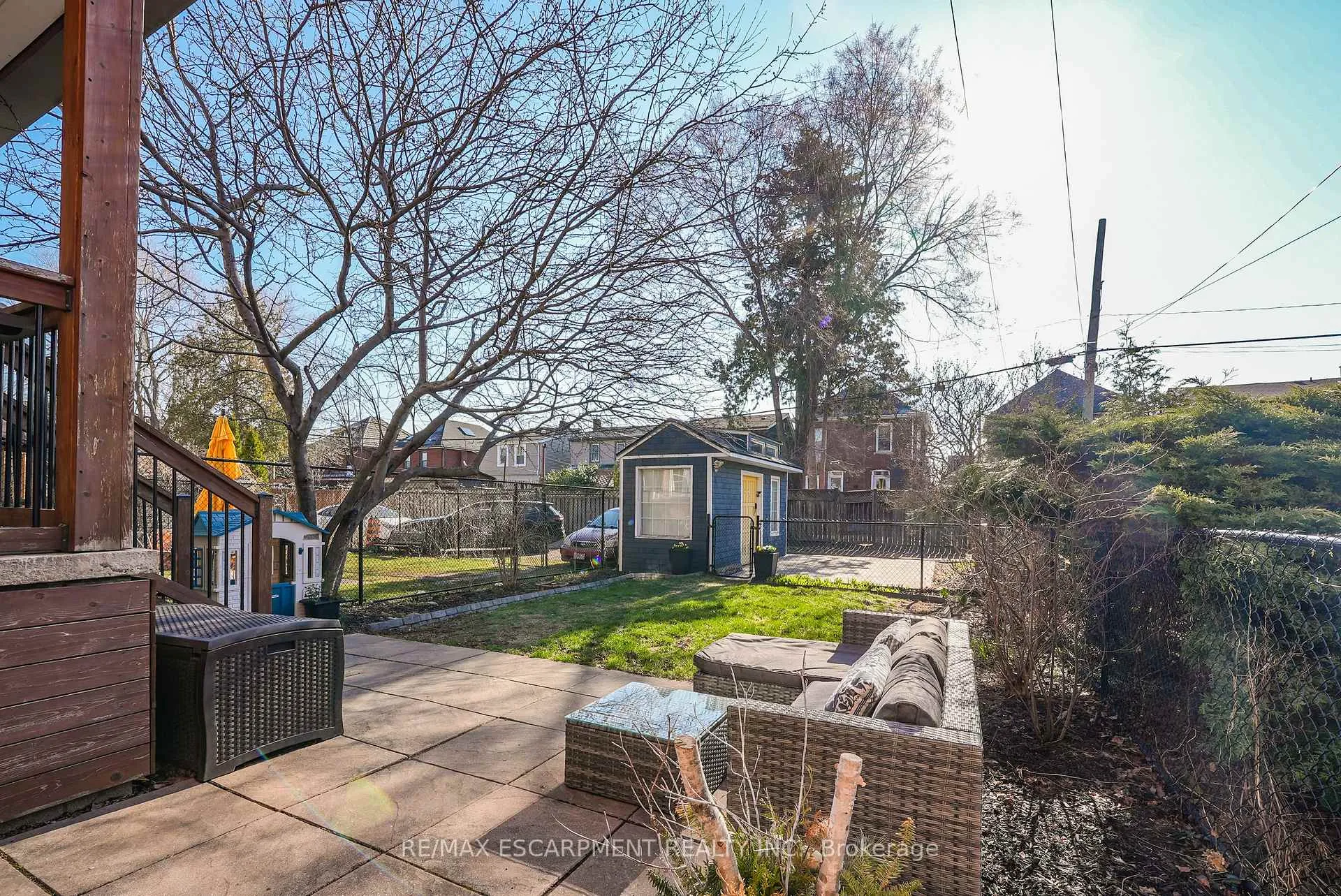 Photo 30 of 207 Edgemont Street S, Hamilton, Delta — HOMEH