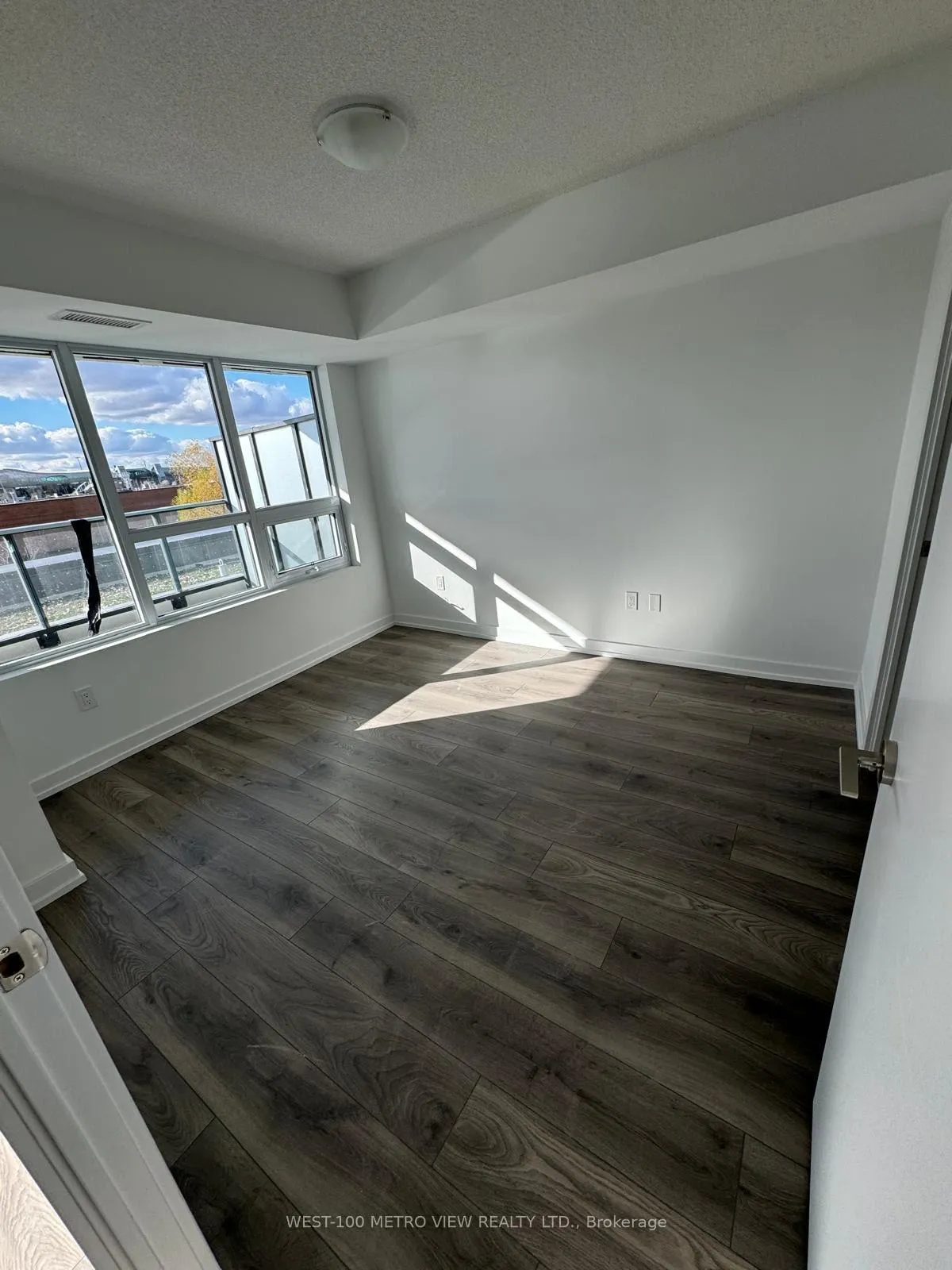 Photo 3 of Unit 201, 1435 Celebration Drive, Pickering, Bay Ridges — HOMEH