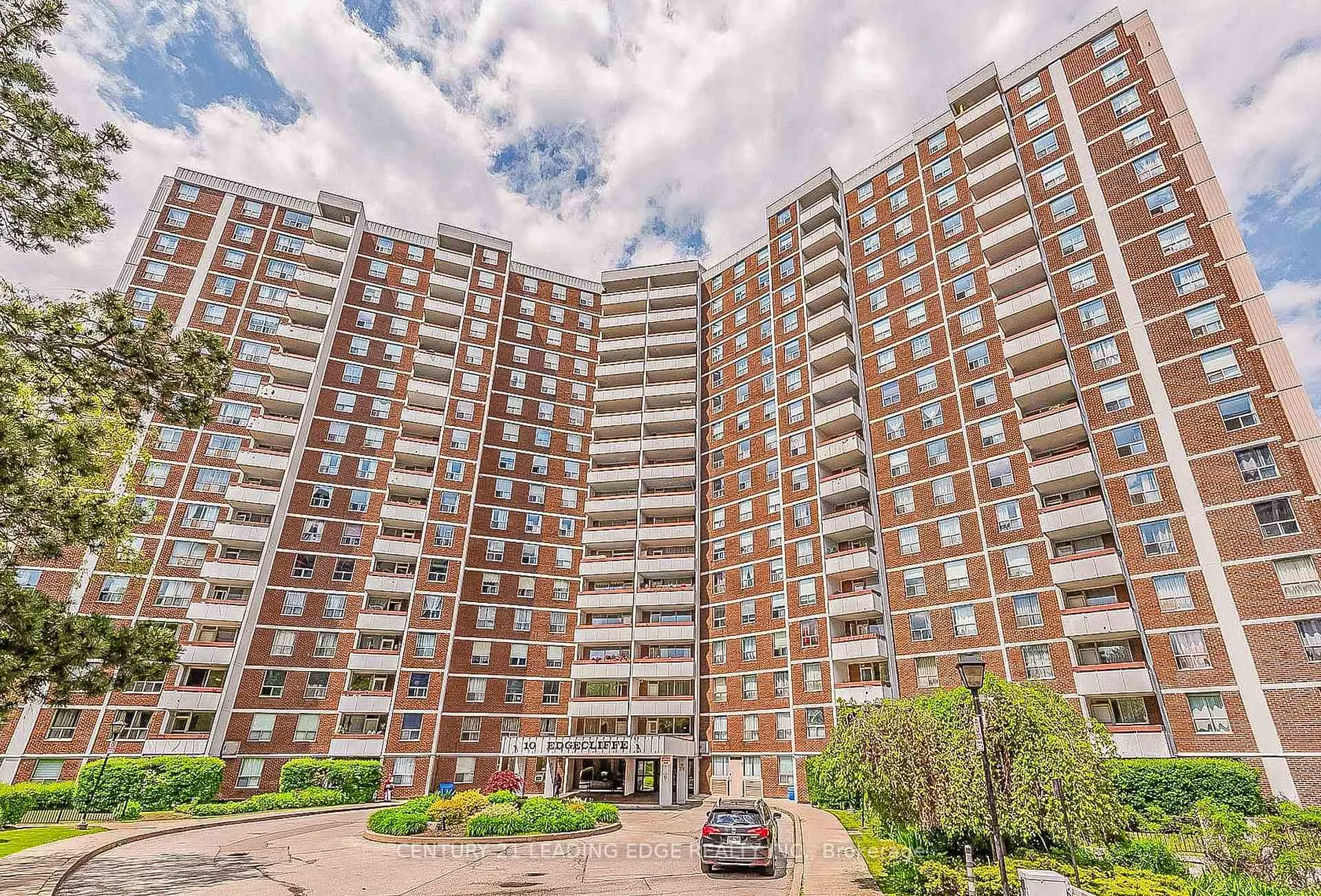 Photo 1 of Unit PH04, 10 Edgecliff Golfway, Toronto, Flemingdon Park — HOMEH