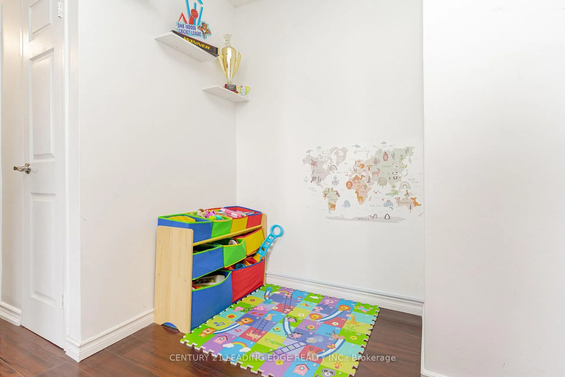 Photo 15 of Unit PH04, 10 Edgecliff Golfway, Toronto, Flemingdon Park — HOMEH