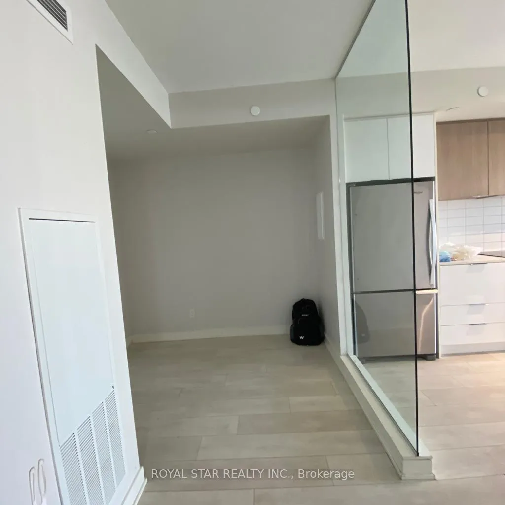 Photo 4 of Unit 1106, 6 Sonic Way, Toronto, Flemingdon Park — HOMEH