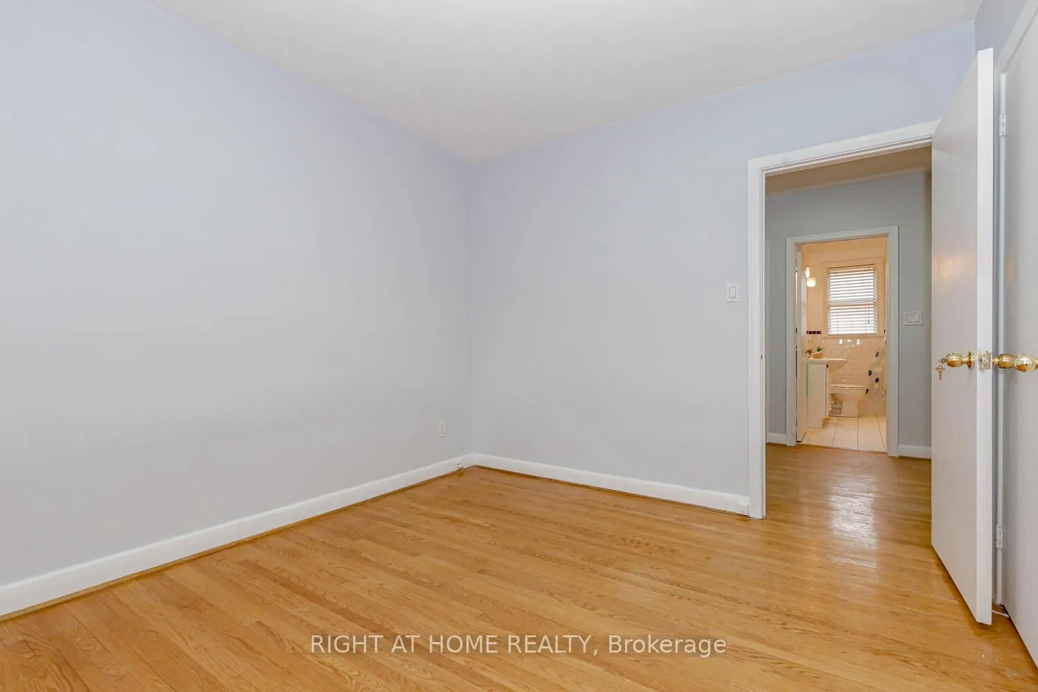 Photo 8 of 1205 Kipling Avenue, Etobicoke, Princess-Rosethorn — HOMEH