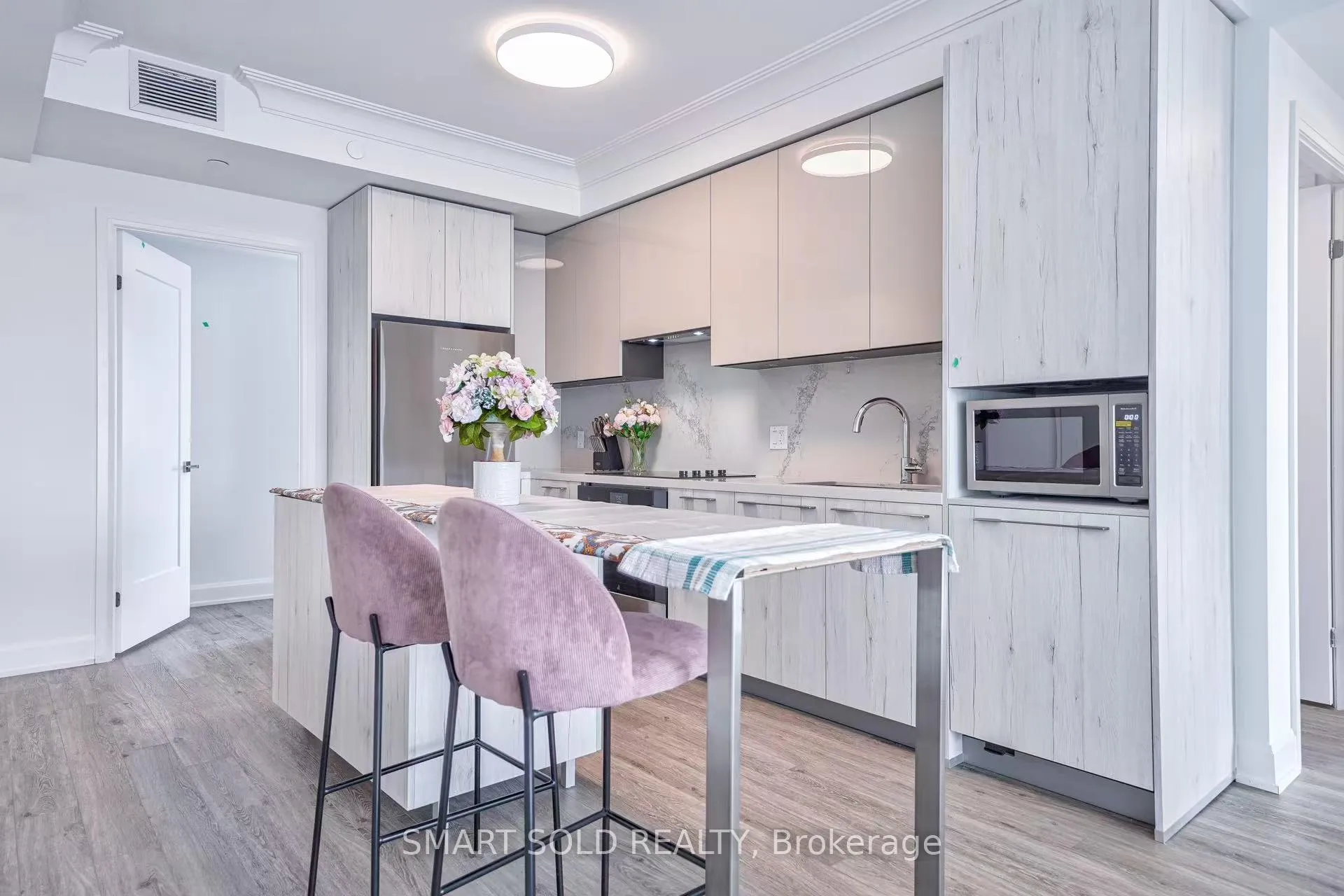 Photo 15 of Unit C 2701, 8 Water Walk Drive, Markham, Unionville — HOMEH