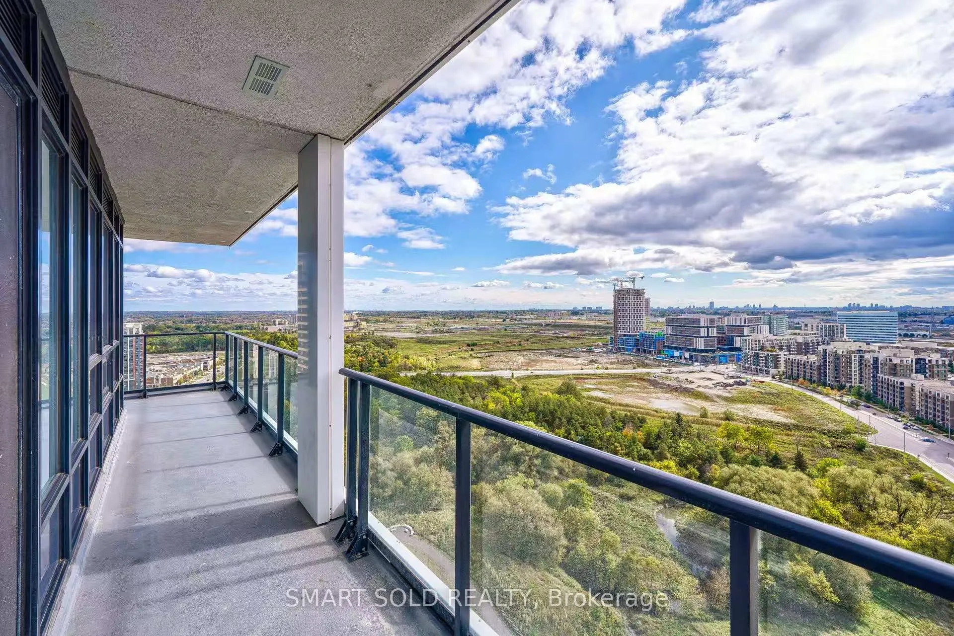 Photo 22 of Unit C 2701, 8 Water Walk Drive, Markham, Unionville — HOMEH