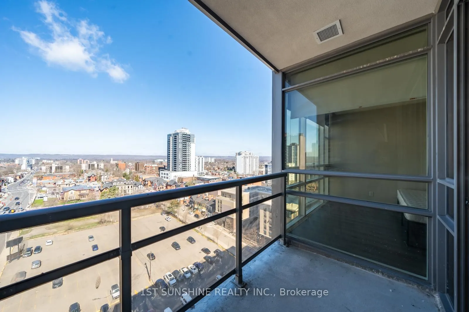 Photo 5 of Unit PH3, 150 Main Street W, Hamilton, Central — HOMEH