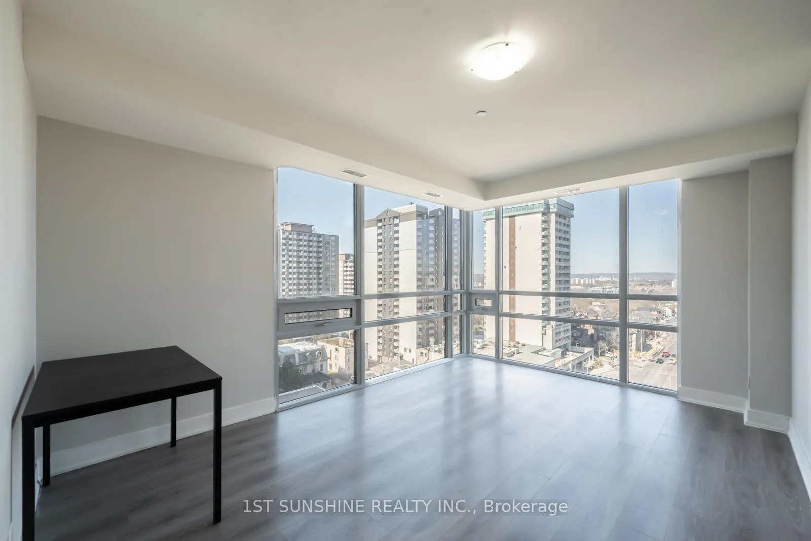 Photo 12 of Unit PH3, 150 Main Street W, Hamilton, Central — HOMEH