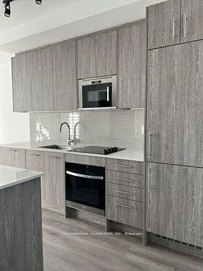 Photo 4 of Unit 814, 286 Main Street, Toronto, East End-Danforth — HOMEH