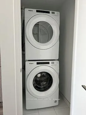 Photo 5 of Unit 814, 286 Main Street, Toronto, East End-Danforth — HOMEH