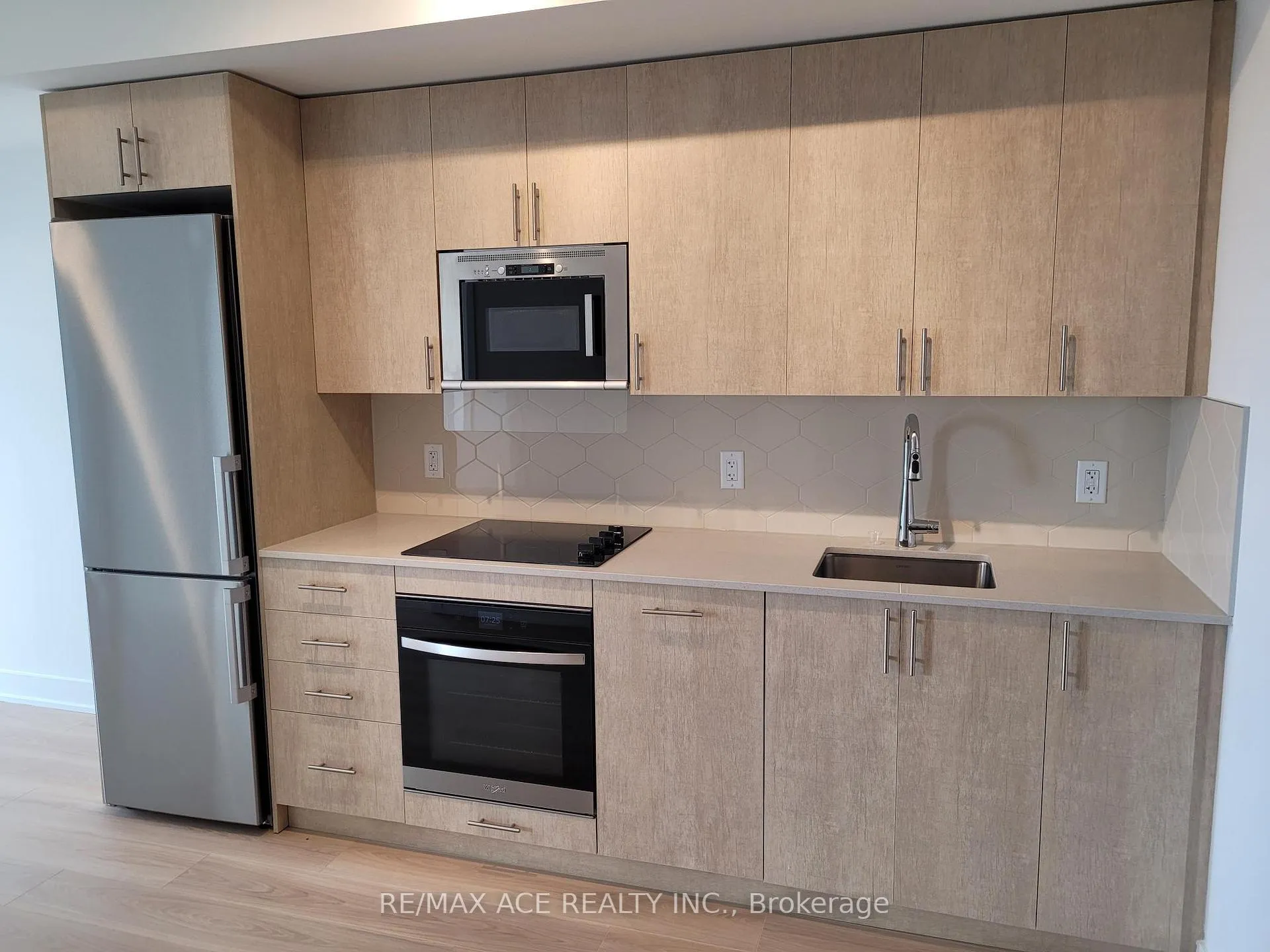 Photo 6 of Unit 612, 2545 Simcoe Street, Oshawa, Windfields — HOMEH