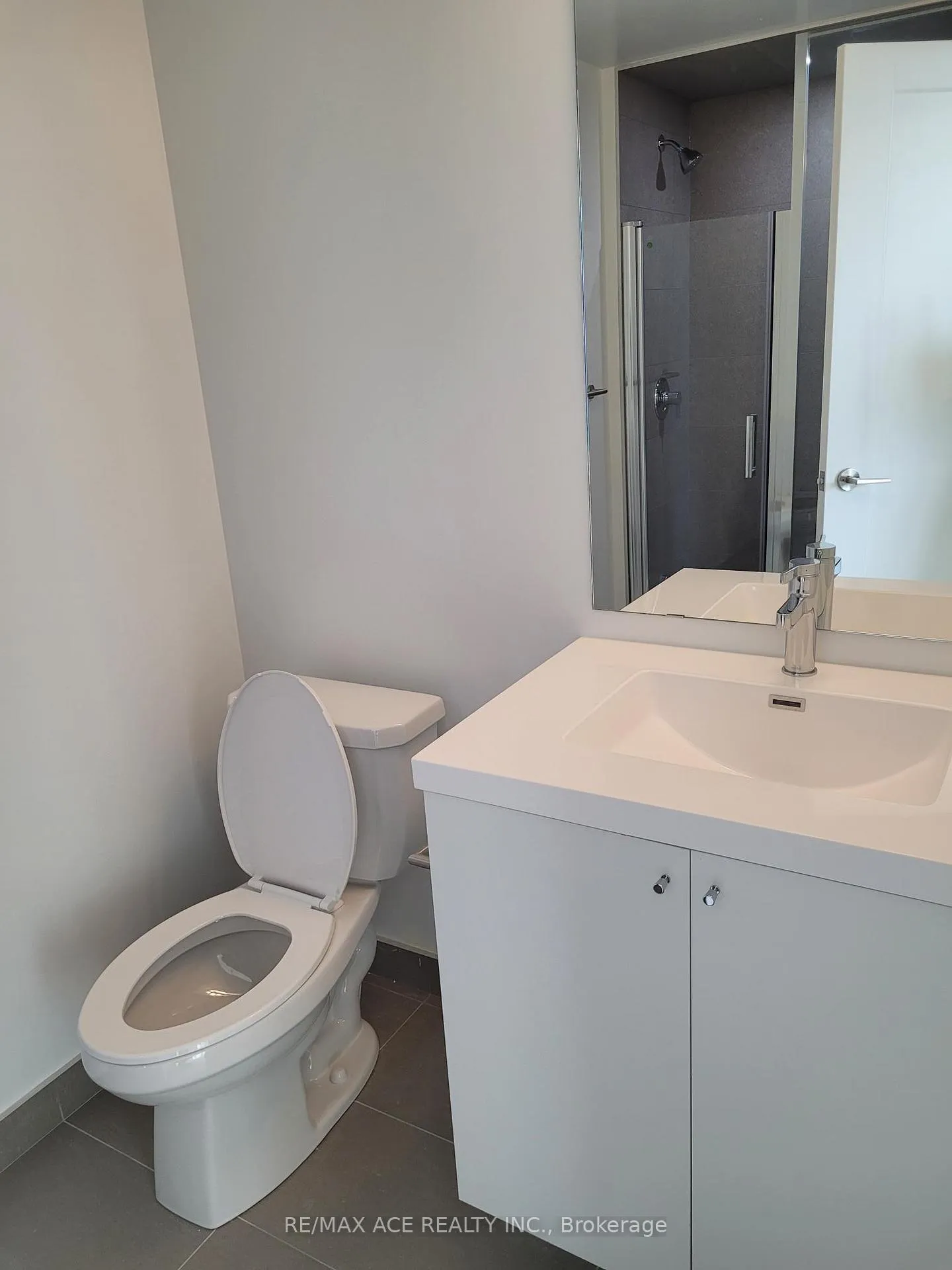 Photo 10 of Unit 612, 2545 Simcoe Street, Oshawa, Windfields — HOMEH