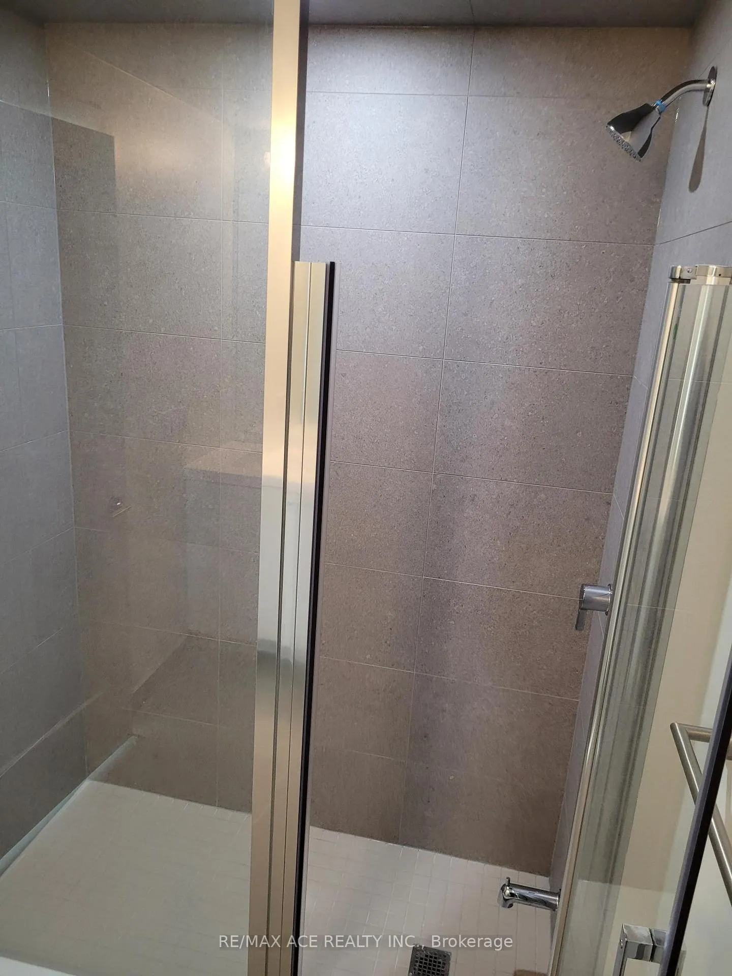 Photo 11 of Unit 612, 2545 Simcoe Street, Oshawa, Windfields — HOMEH