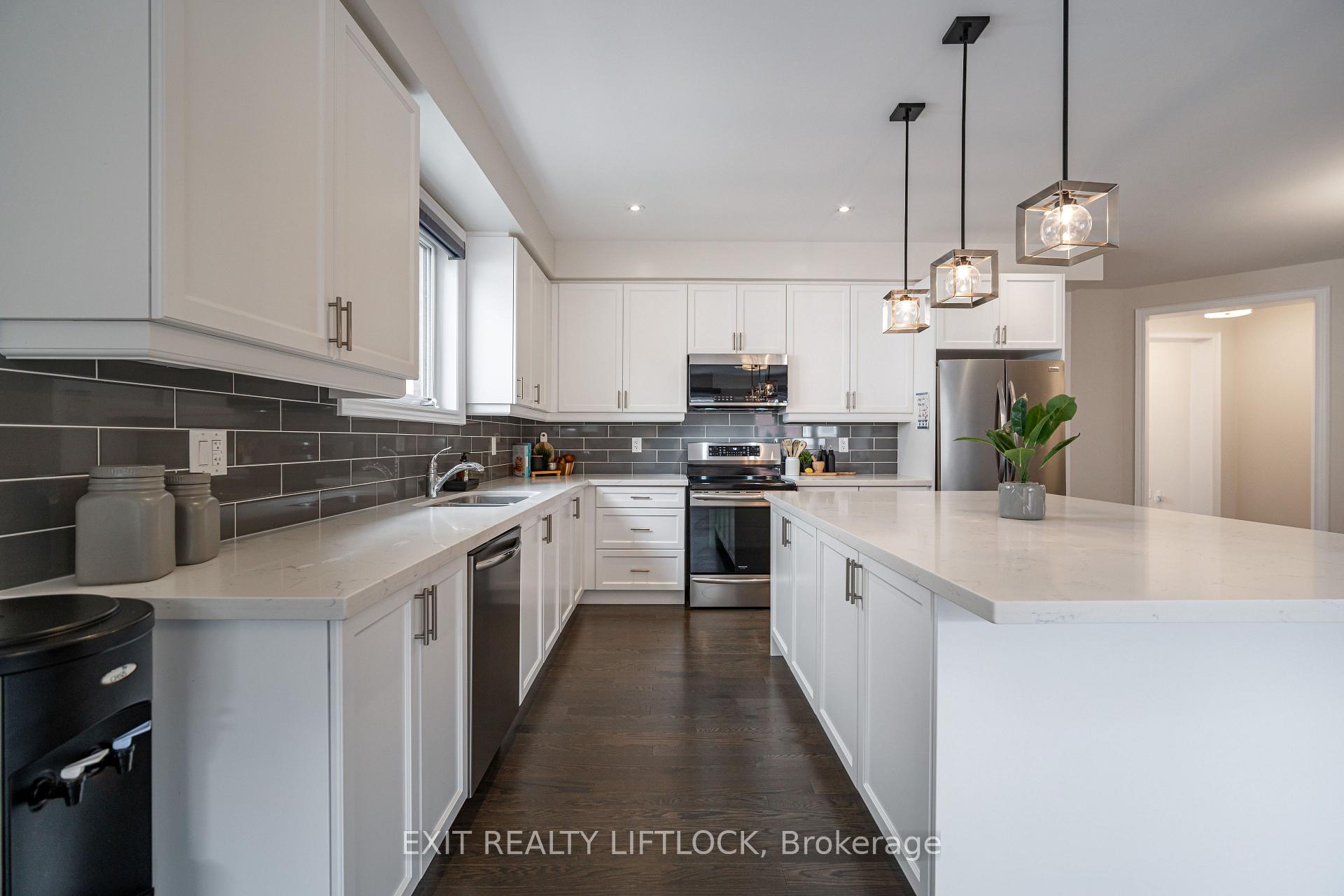 Photo 13 of 8 Station Drive, Cavan Monaghan, Cavan Twp — HOMEH