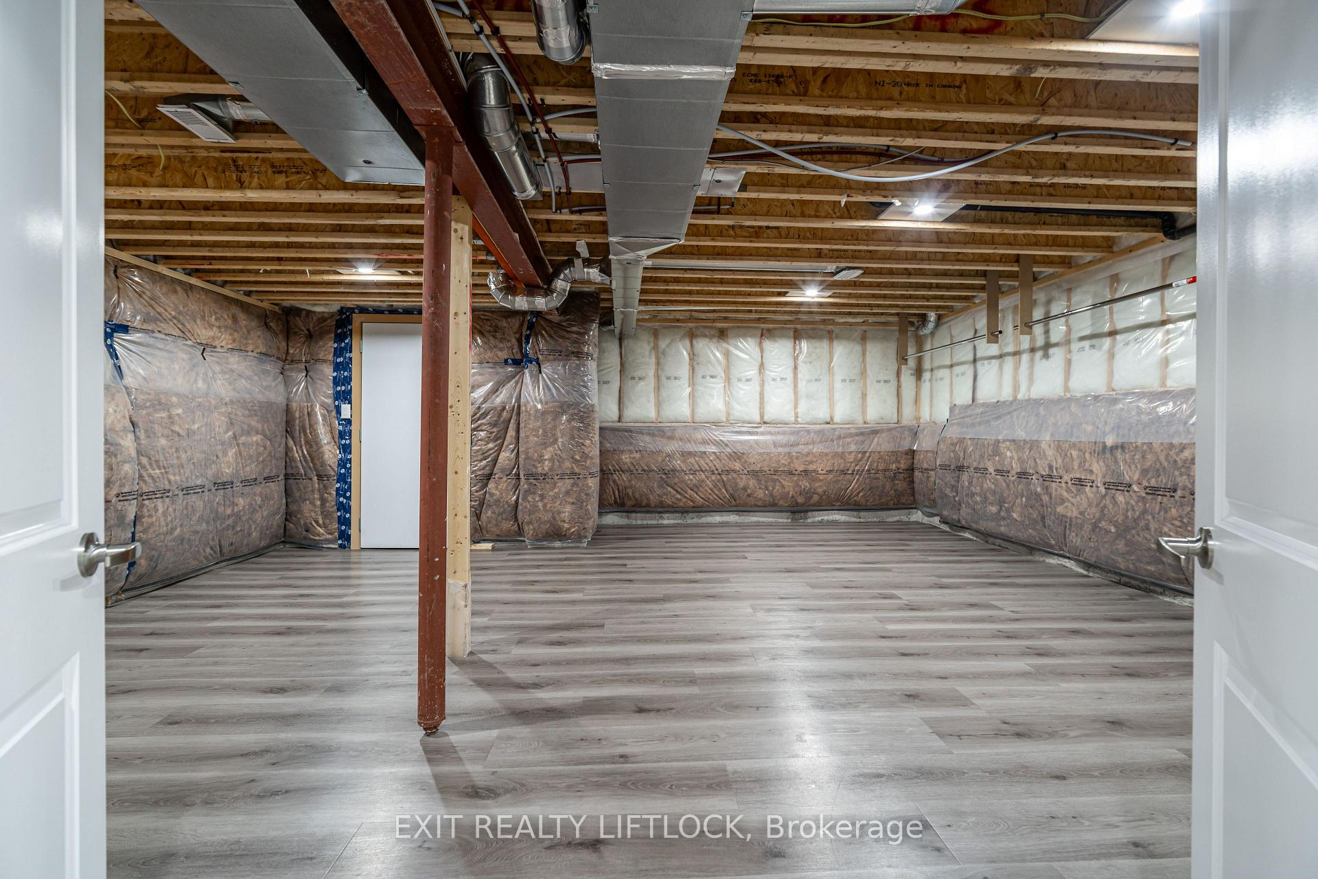 Photo 35 of 8 Station Drive, Cavan Monaghan, Cavan Twp — HOMEH