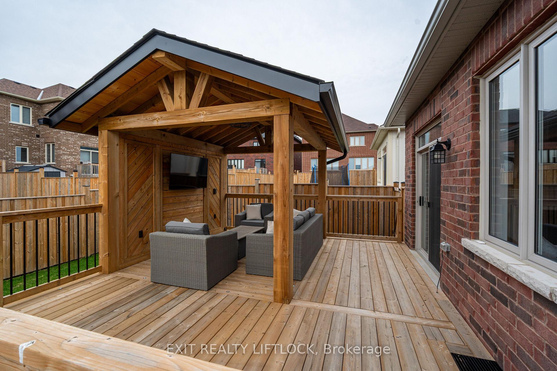 Photo 37 of 8 Station Drive, Cavan Monaghan, Cavan Twp — HOMEH