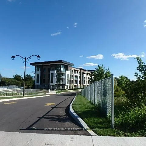 Photo 3 of Unit 111, 385 Arctic Red Drive, Oshawa, Windfields — HOMEH