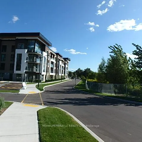 Photo 8 of Unit 111, 385 Arctic Red Drive, Oshawa, Windfields — HOMEH