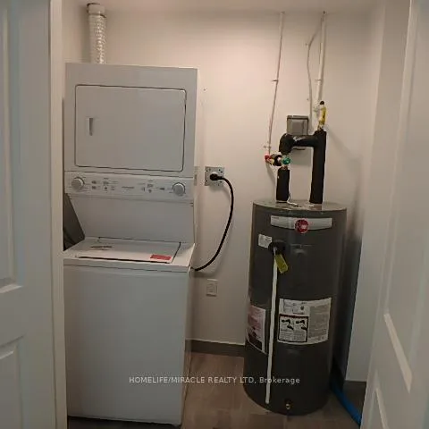 Photo 13 of Unit 111, 385 Arctic Red Drive, Oshawa, Windfields — HOMEH