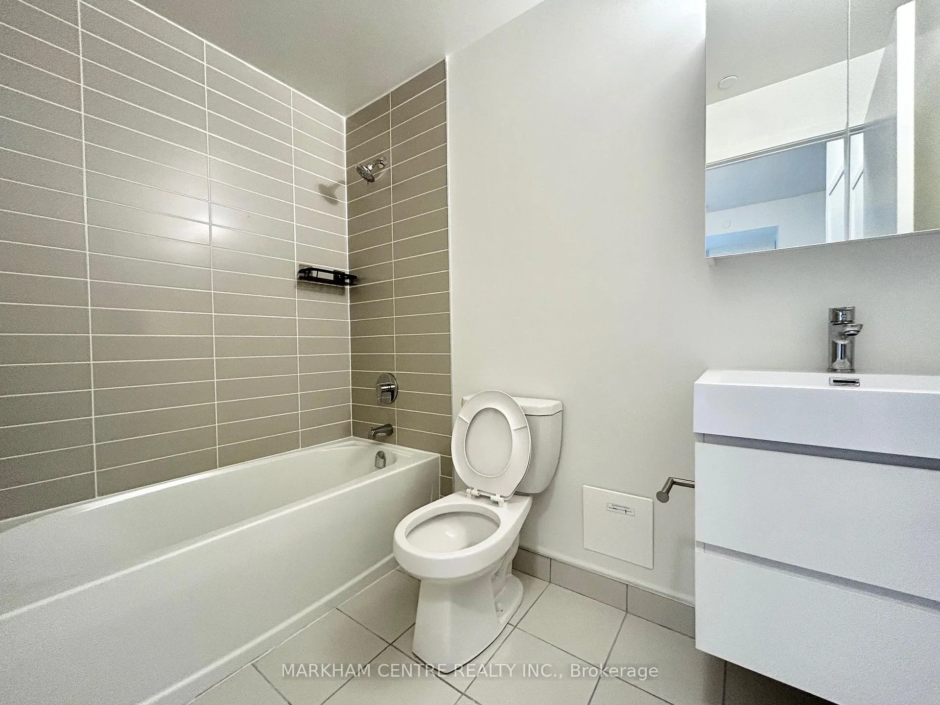 Photo 14 of Unit 405C, 38 Simcoe Promenade W, Markham, Unionville — HOMEH