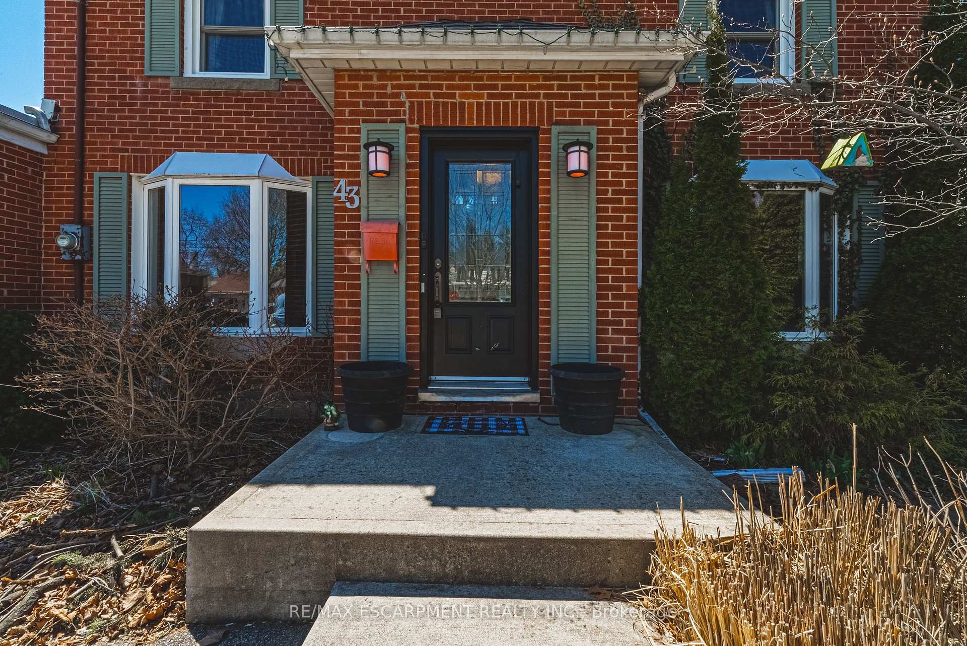 Photo 3 of 43 Franklin Street, Brant, Brantford Twp — HOMEH