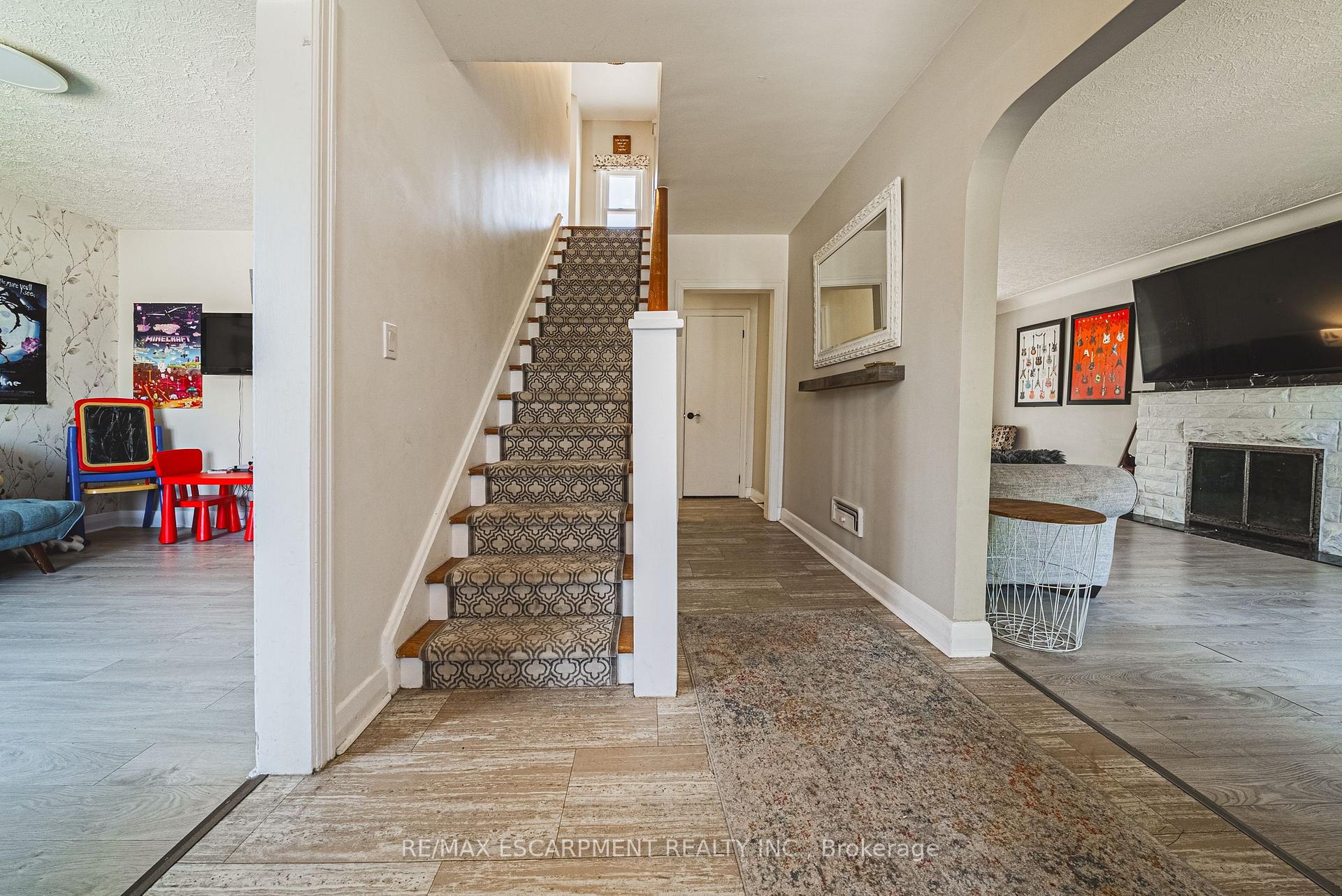 Photo 5 of 43 Franklin Street, Brant, Brantford Twp — HOMEH