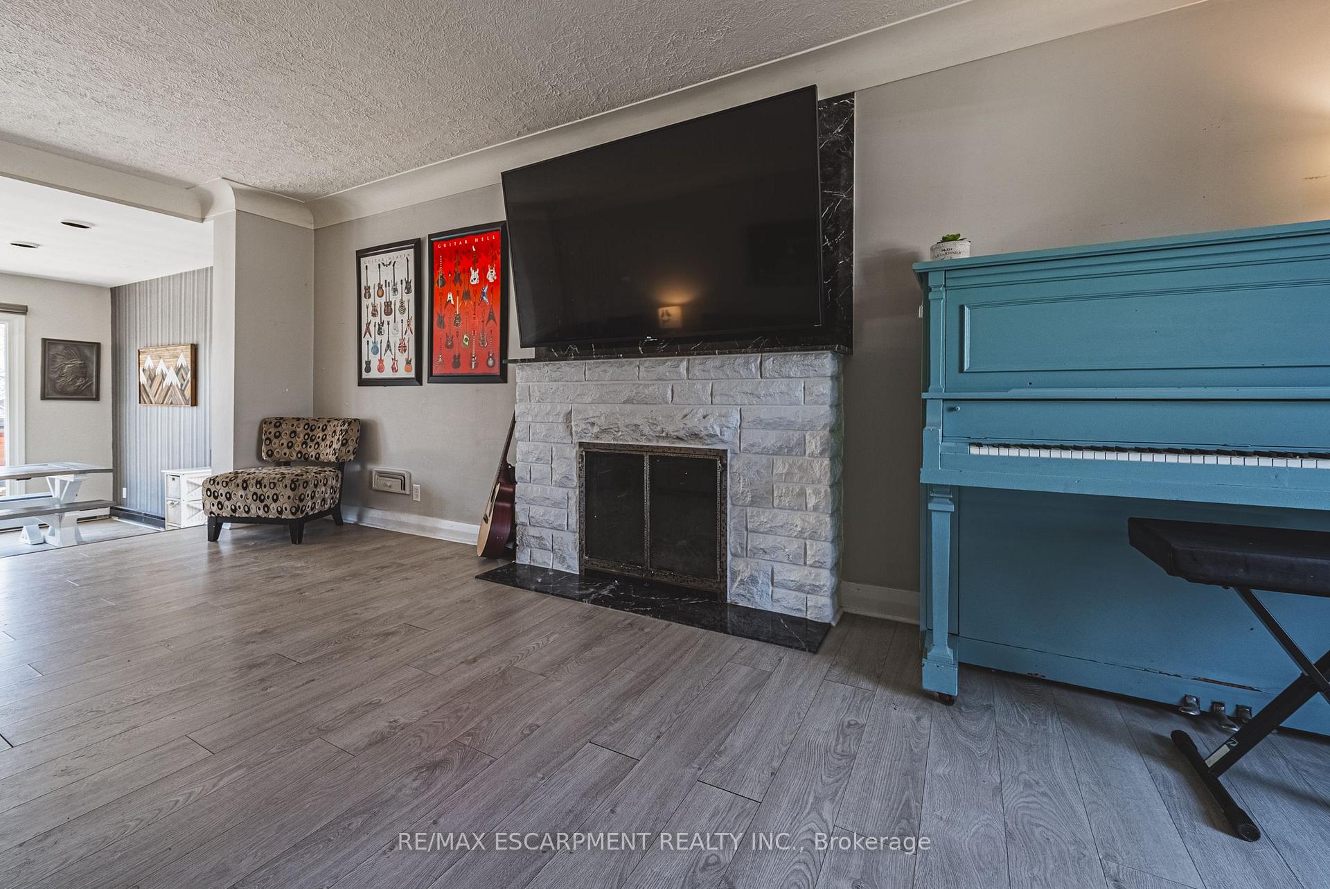 Photo 7 of 43 Franklin Street, Brant, Brantford Twp — HOMEH