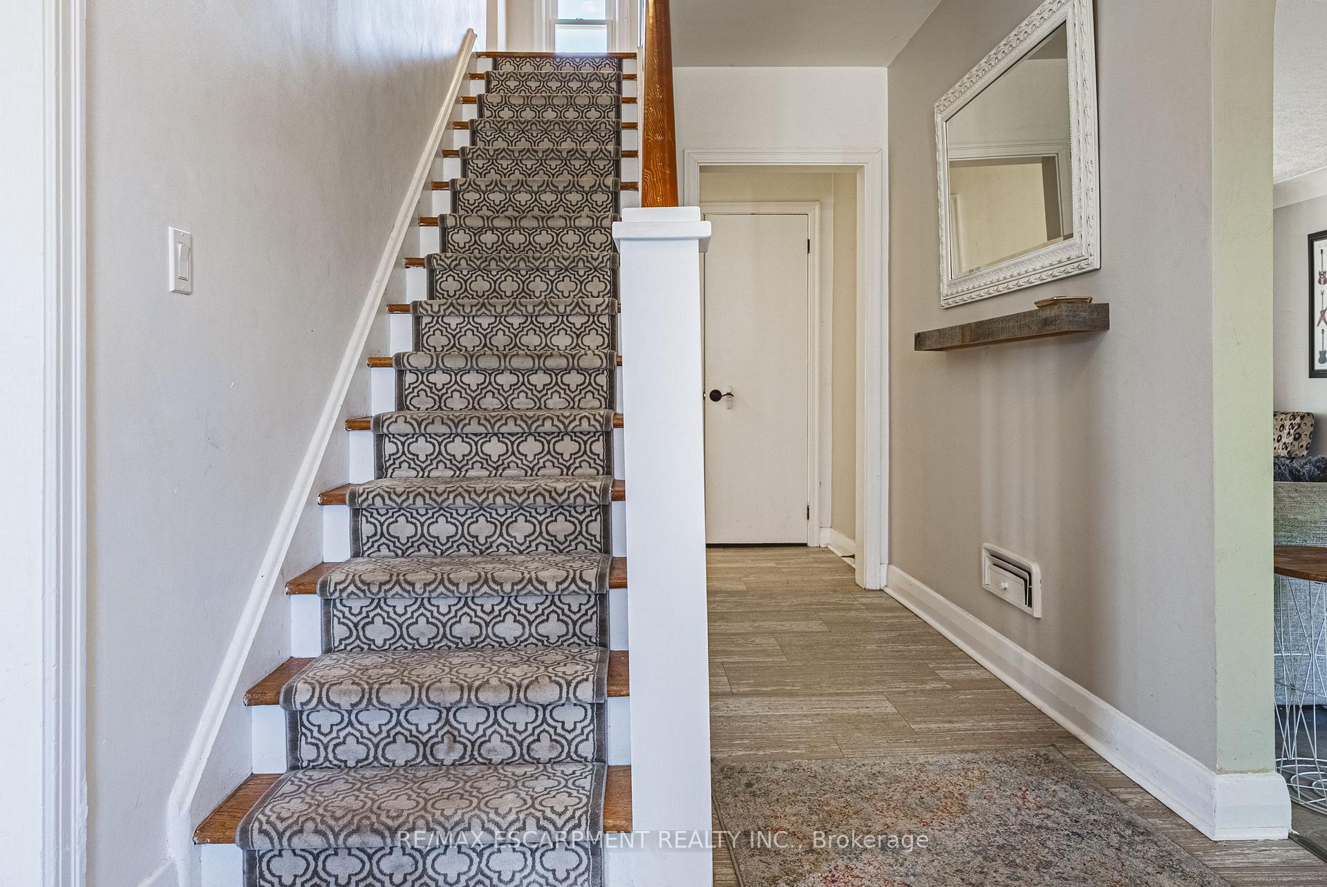 Photo 23 of 43 Franklin Street, Brant, Brantford Twp — HOMEH