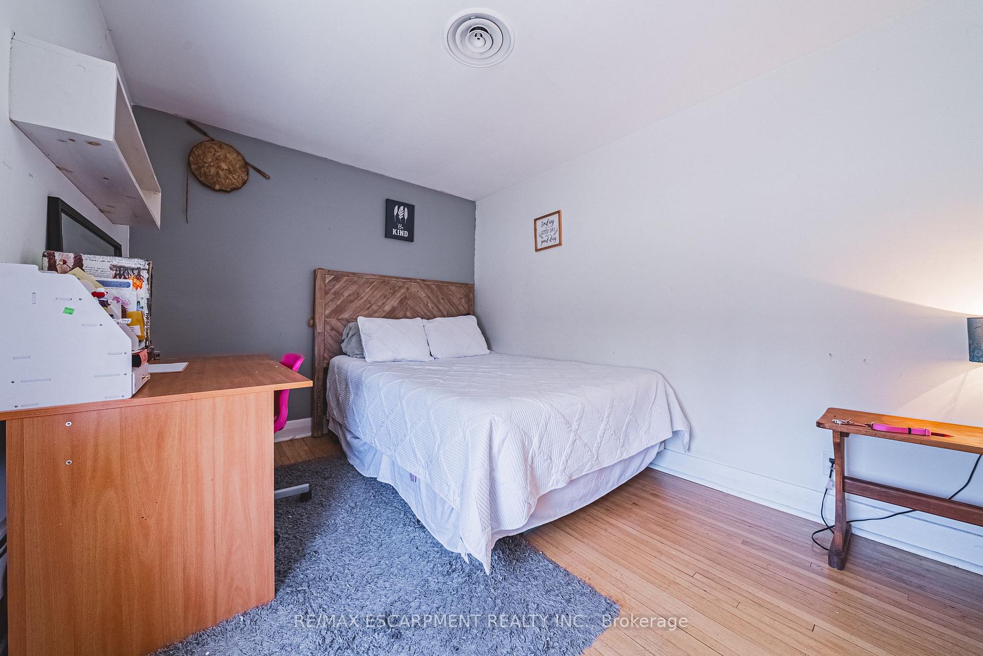 Photo 29 of 43 Franklin Street, Brant, Brantford Twp — HOMEH