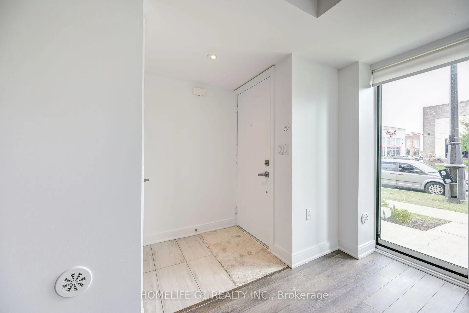 Photo 3 of Unit 5, 100 Dufay Road, Brampton, Northwest Brampton — HOMEH