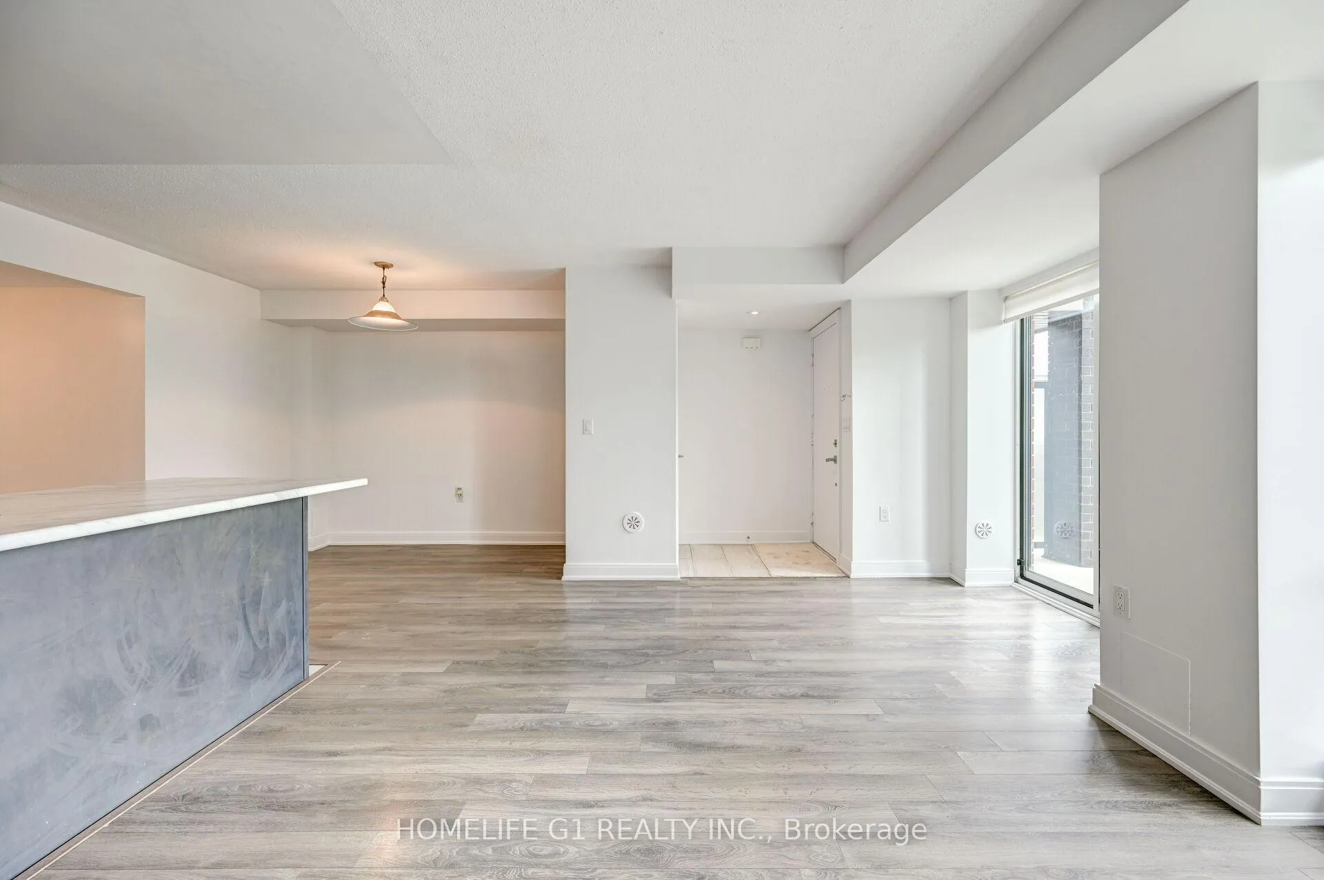 Photo 7 of Unit 5, 100 Dufay Road, Brampton, Northwest Brampton — HOMEH