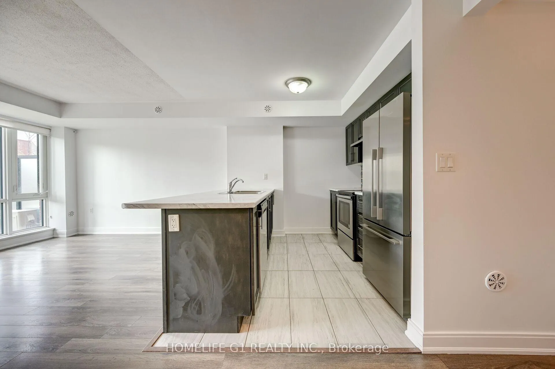 Photo 10 of Unit 5, 100 Dufay Road, Brampton, Northwest Brampton — HOMEH