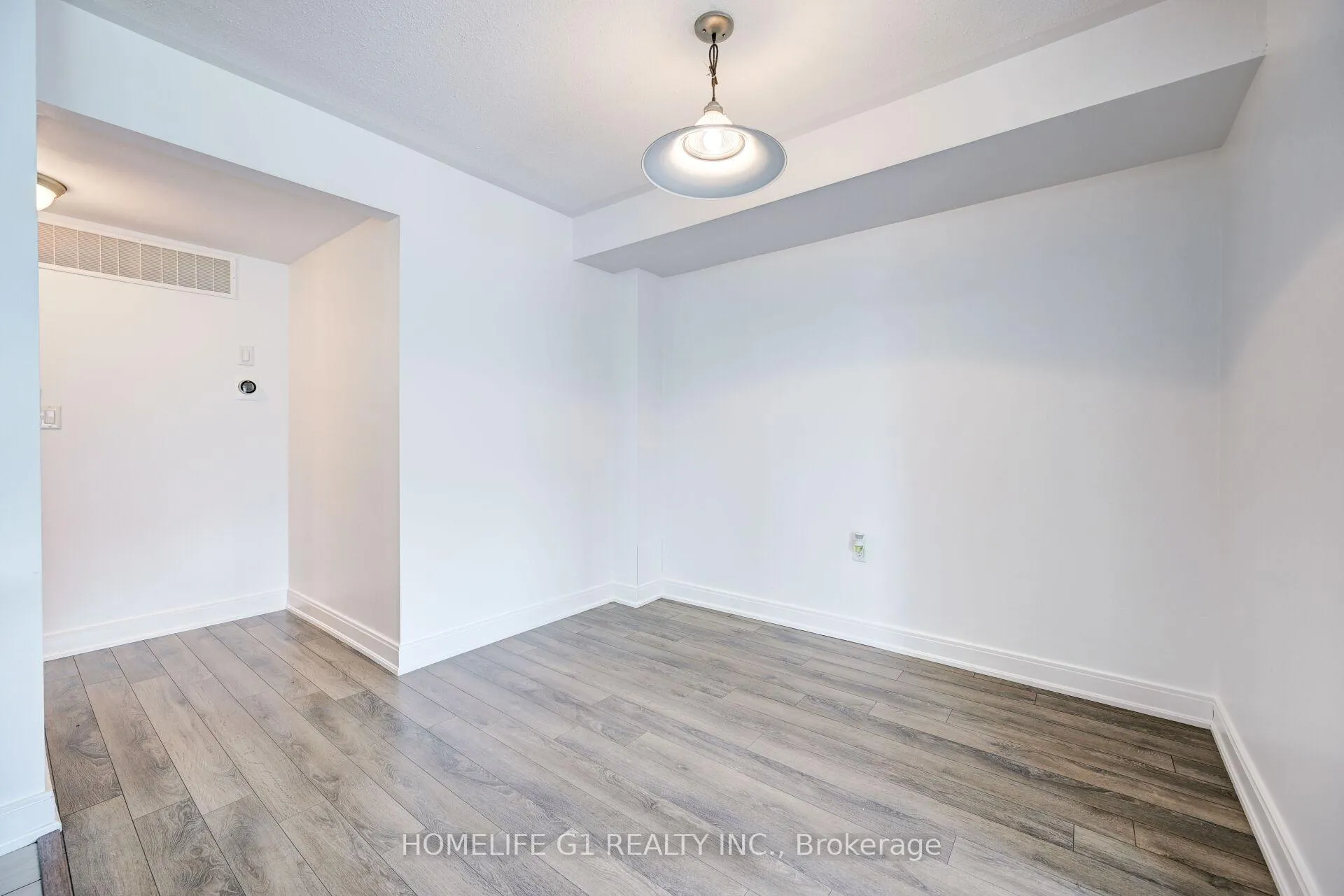 Photo 12 of Unit 5, 100 Dufay Road, Brampton, Northwest Brampton — HOMEH