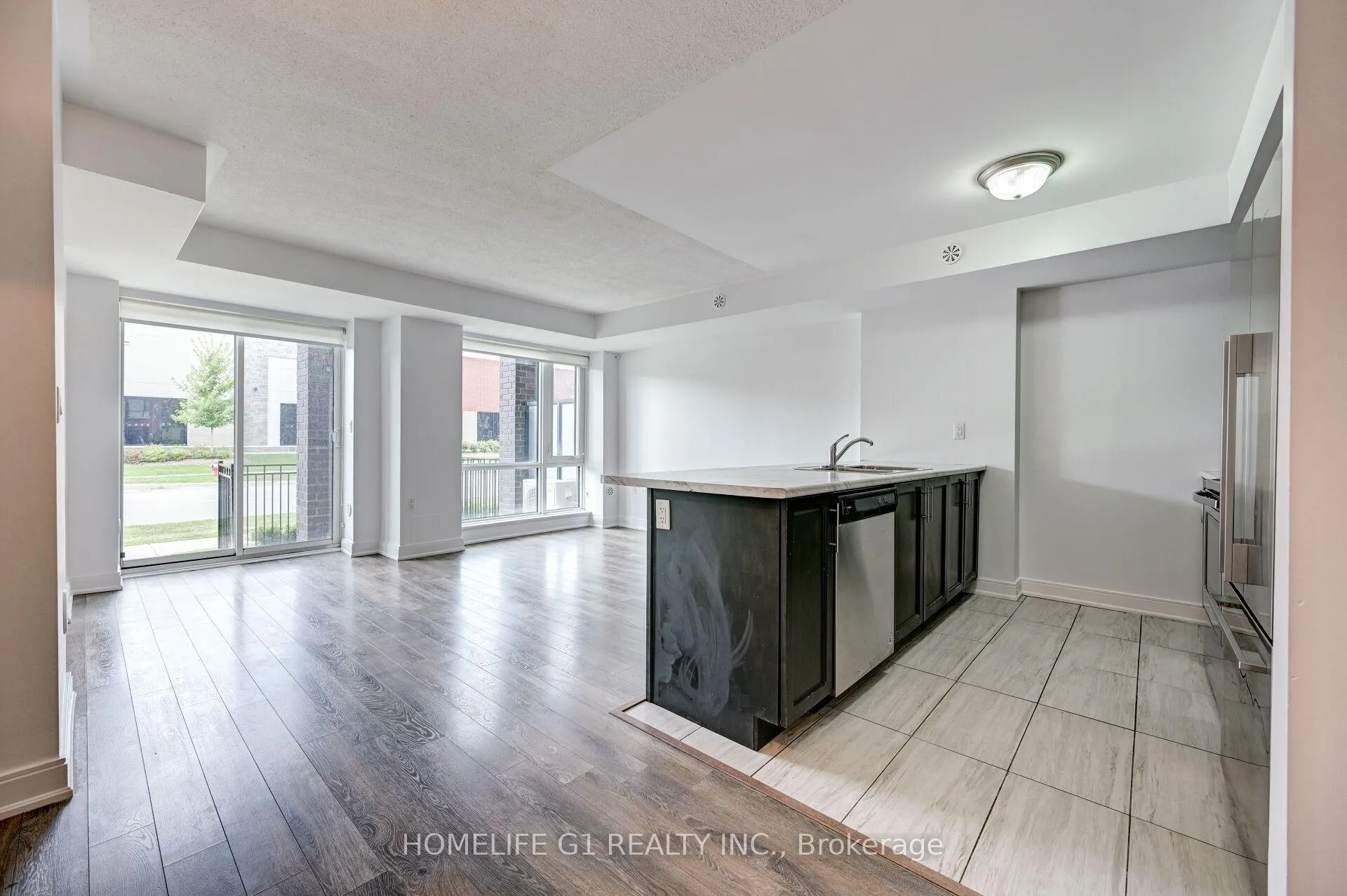 Photo 14 of Unit 5, 100 Dufay Road, Brampton, Northwest Brampton — HOMEH