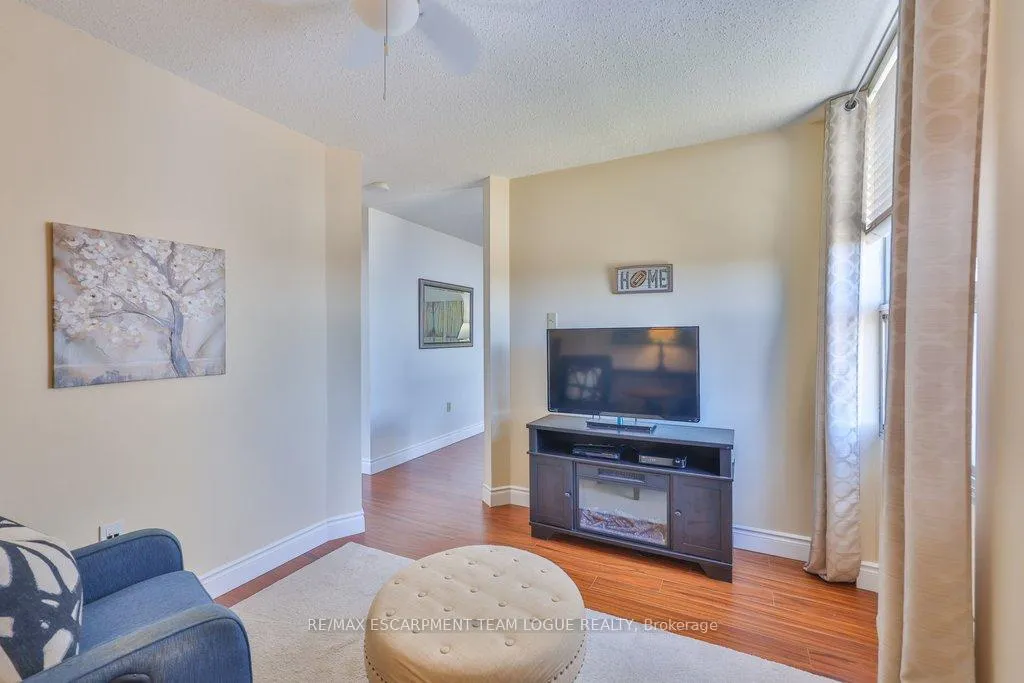 Photo 21 of Unit 1703, 2055 Upper Middle Road, Burlington, Brant Hills — HOMEH