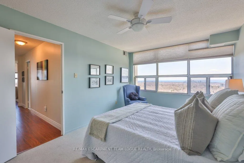 Photo 24 of Unit 1703, 2055 Upper Middle Road, Burlington, Brant Hills — HOMEH