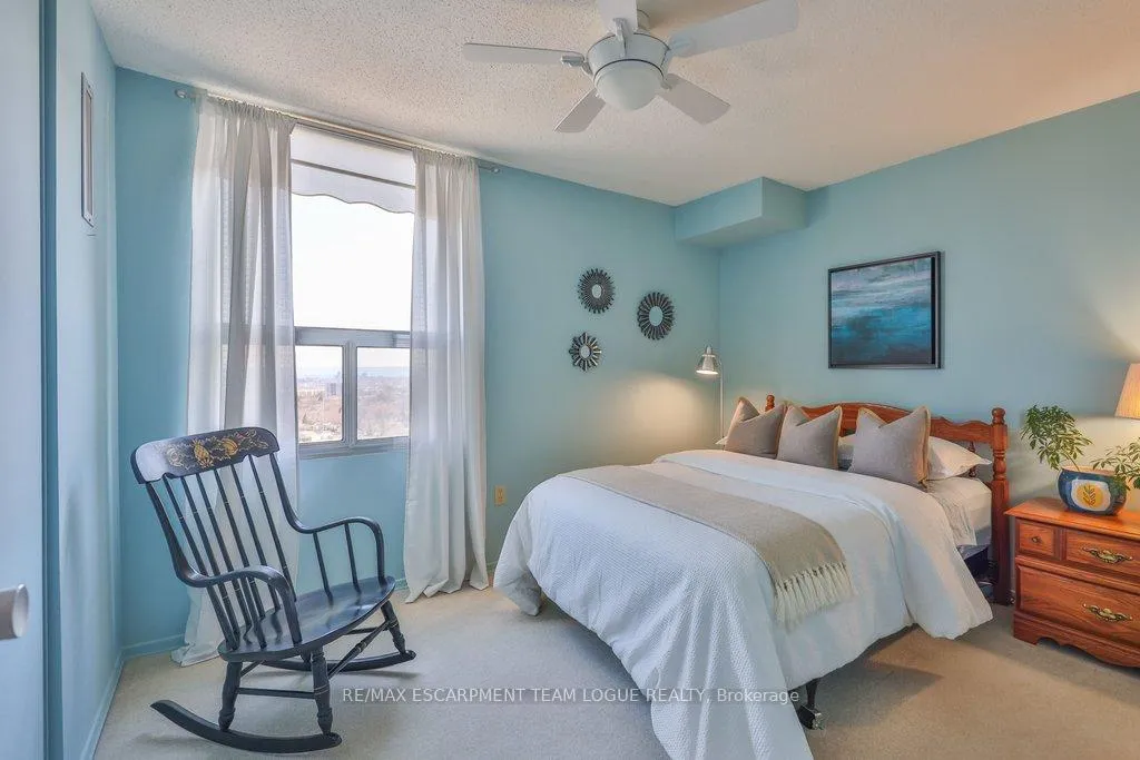 Photo 27 of Unit 1703, 2055 Upper Middle Road, Burlington, Brant Hills — HOMEH