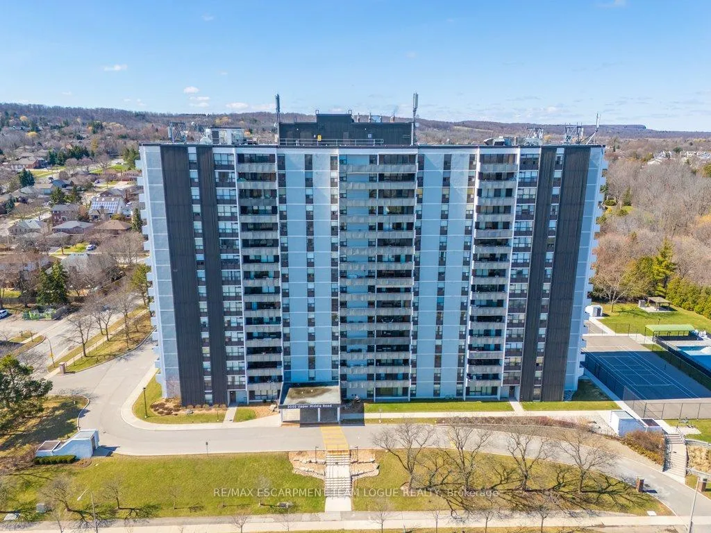 Photo 41 of Unit 1703, 2055 Upper Middle Road, Burlington, Brant Hills — HOMEH